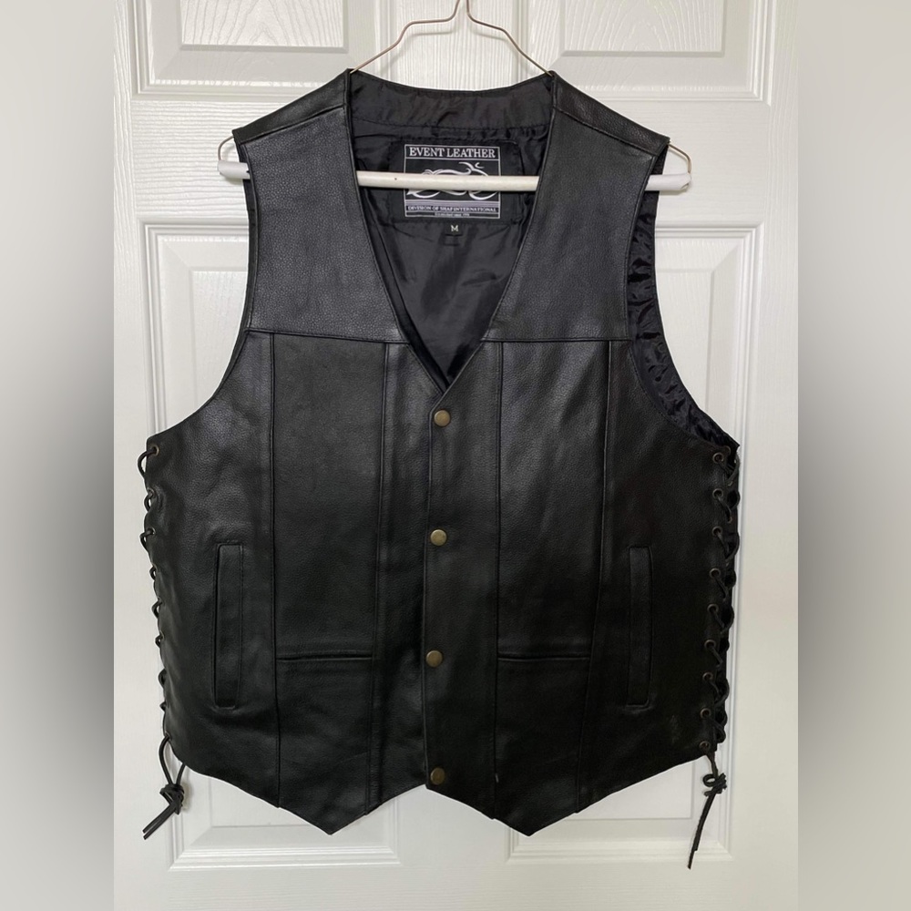 Mens Leather vest. Luke new Condituon